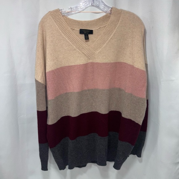 Charter Club Luxury Cashmere Sweater - Picture 1 of 4